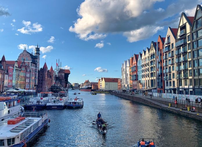 Visit the city of Gdańsk