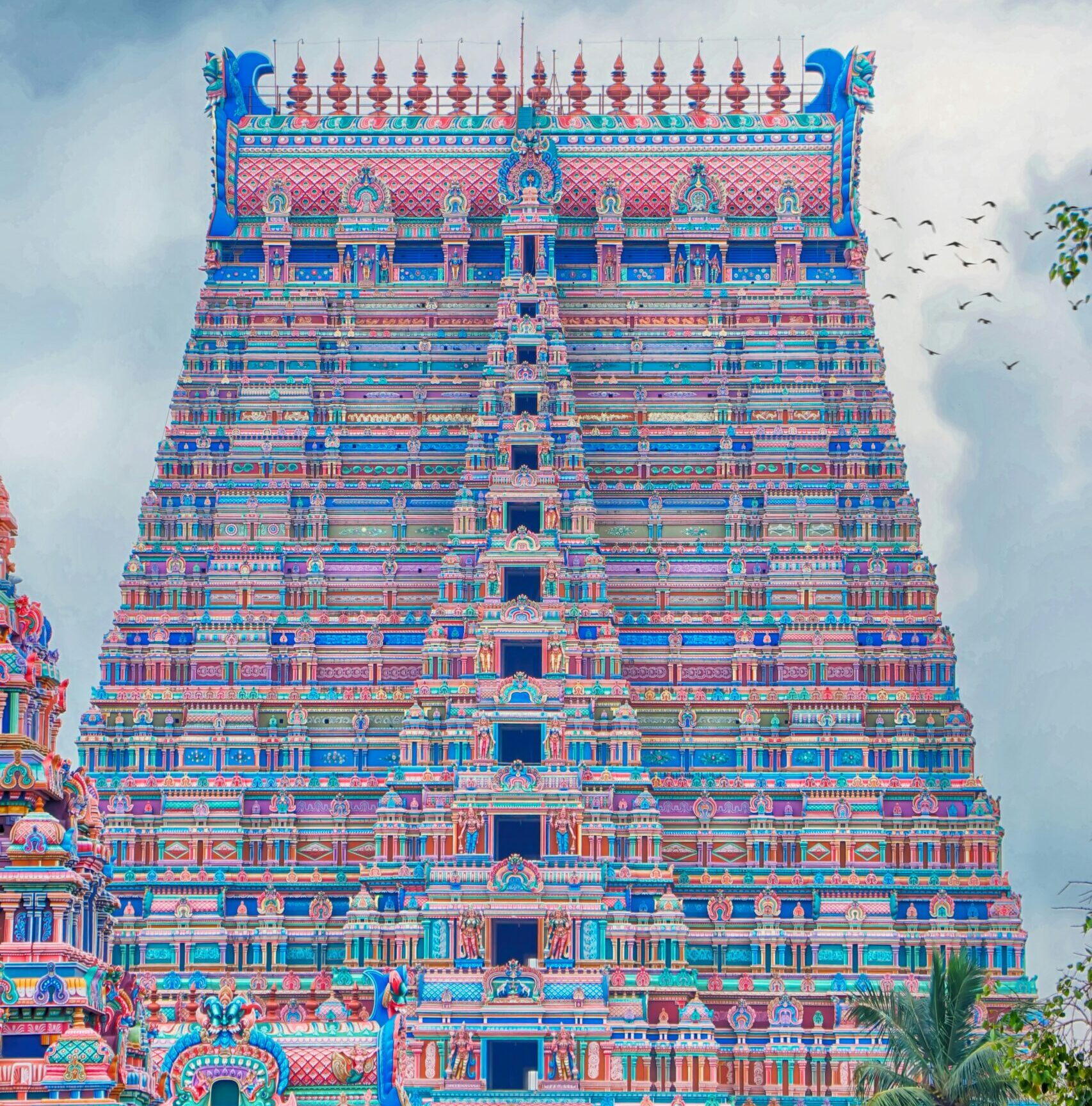 3 Largest Temples To Visit In India - Traveler Master