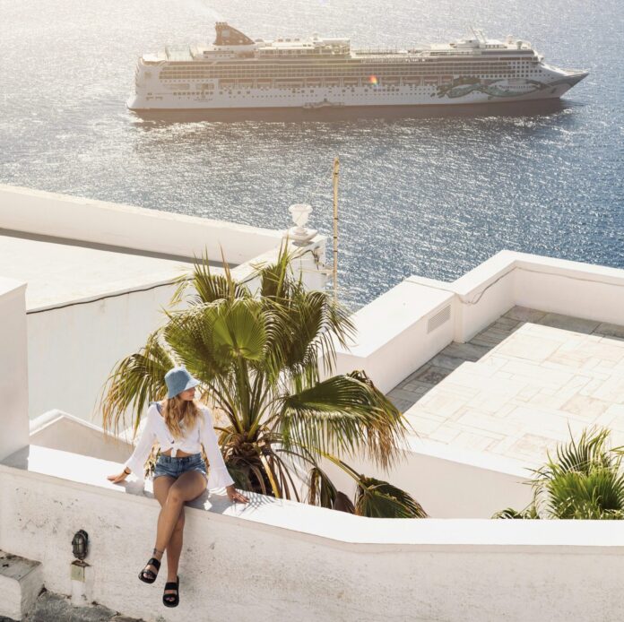 Santorini, Greece cruise
